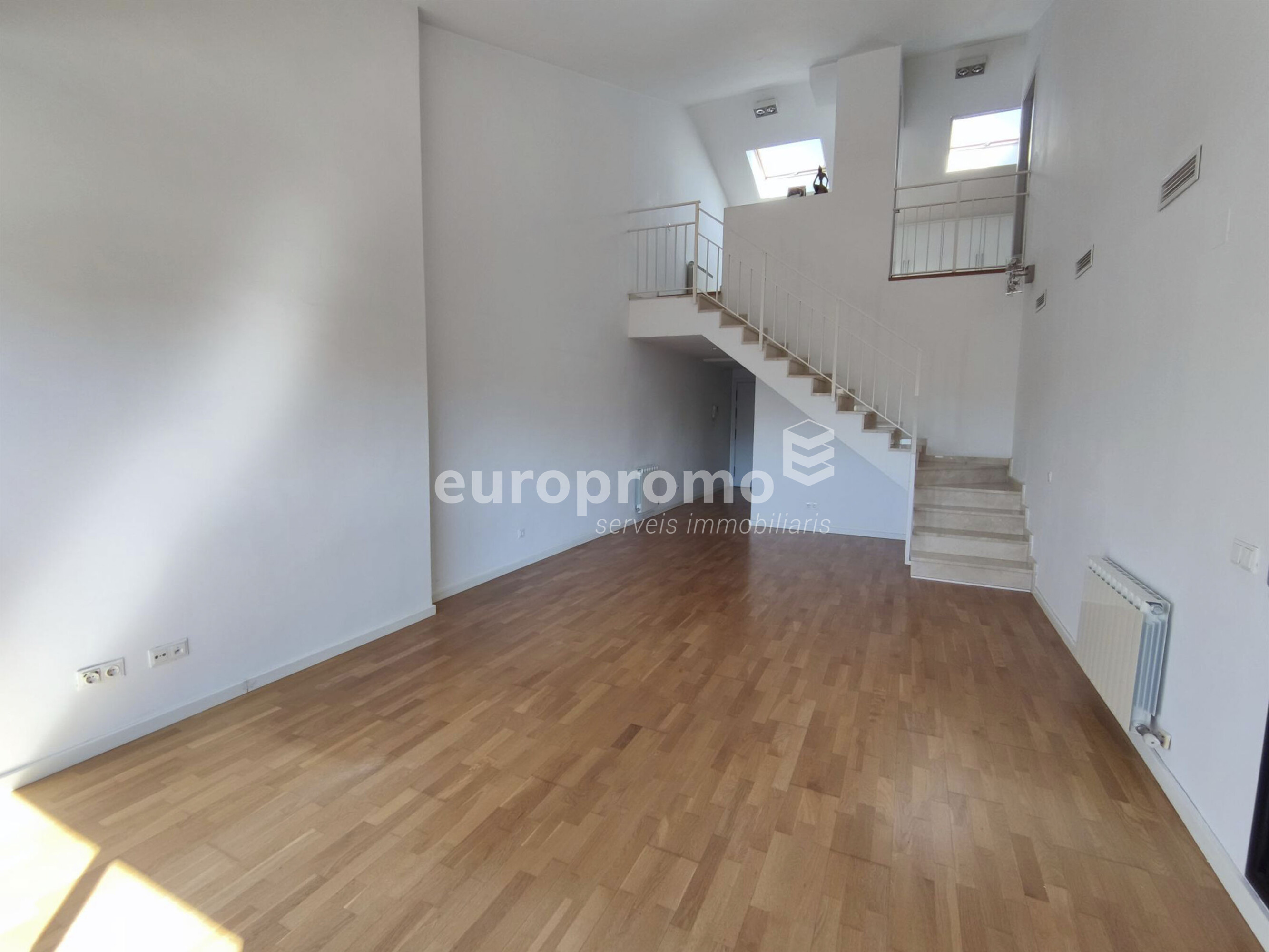 Fantástico dúplex en la zona de l'Ensanche de Girona!